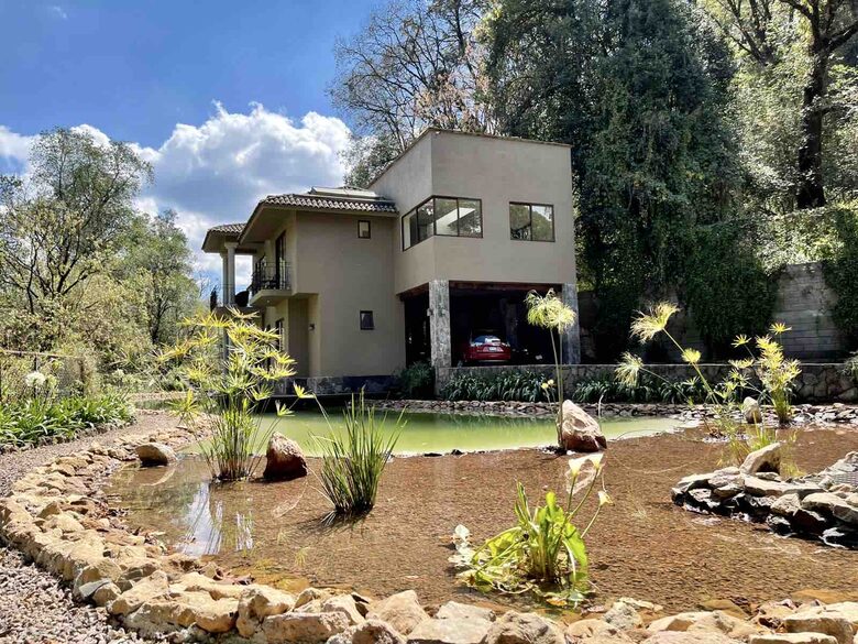 Valle de Bravo Natural Lake House - Valle de Bravo, Mexico