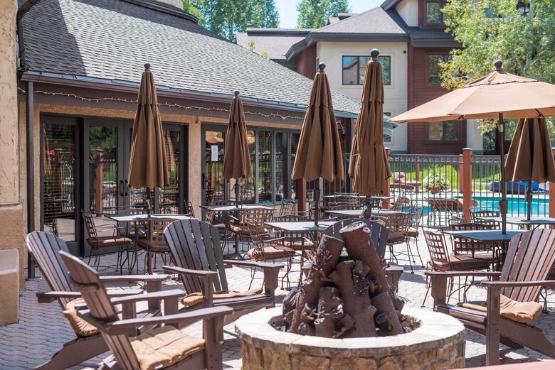 Bear Lodge Cozy Condo with a Hot Tub - Steamboat Springs, Colorado