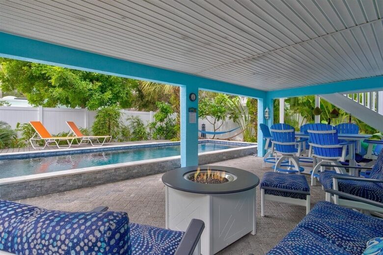 Tropical Beach House | Private & Luxurious with Beach View, Pool, Spa, and Steps to Sand! - Bradenton Beach, Florida