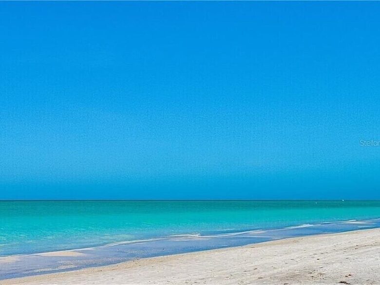Tropical Beach House | Private & Luxurious with Beach View, Pool, Spa, and Steps to Sand! - Bradenton Beach, Florida