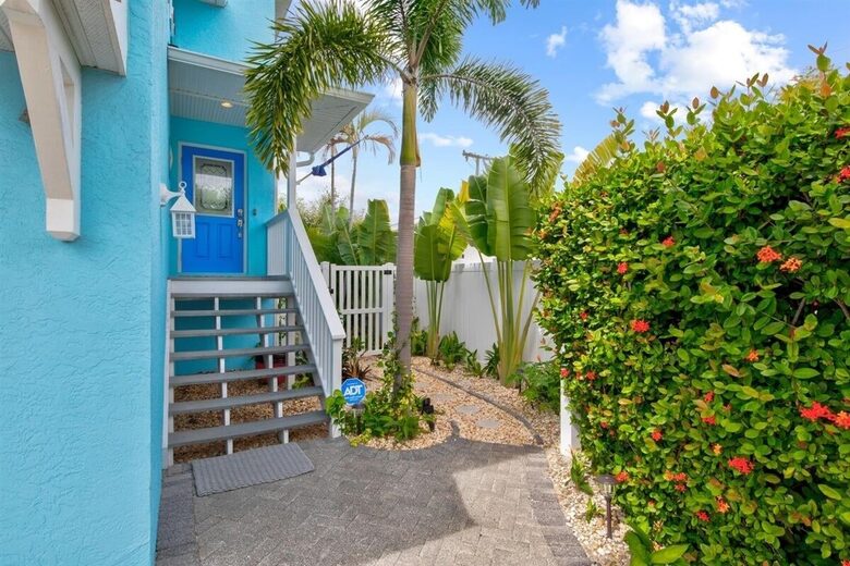 Tropical Beach House | Private & Luxurious with Beach View, Pool, Spa, and Steps to Sand! - Bradenton Beach, Florida