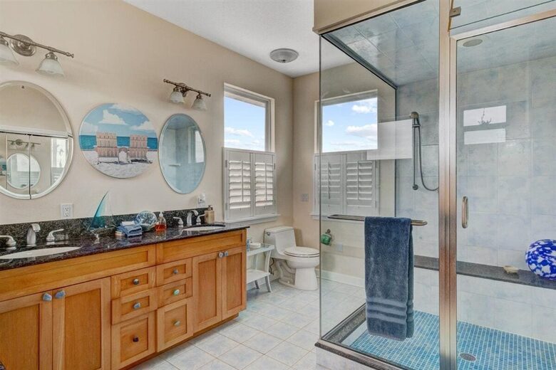 Tropical Beach House | Private & Luxurious with Beach View, Pool, Spa, and Steps to Sand! - Bradenton Beach, Florida