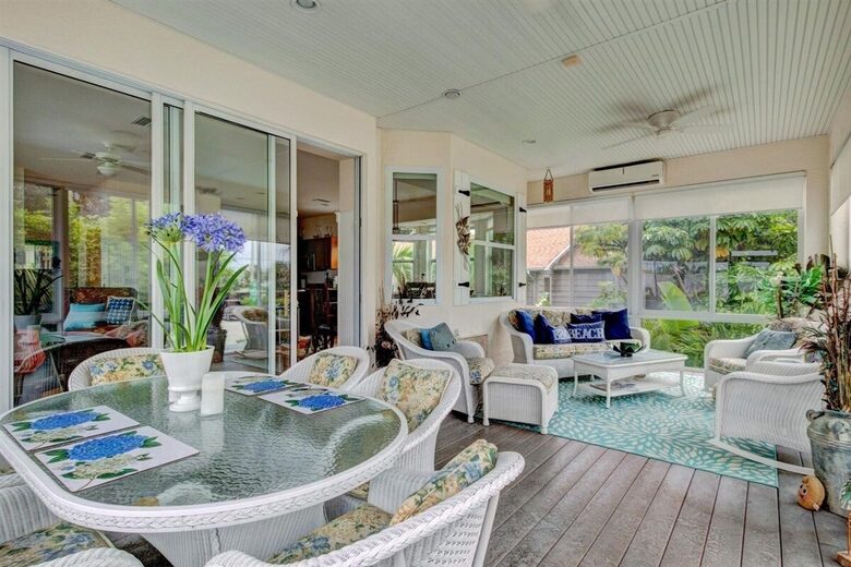 Tropical Beach House | Private & Luxurious with Beach View, Pool, Spa, and Steps to Sand! - Bradenton Beach, Florida