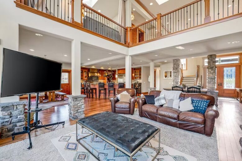 Grand living space