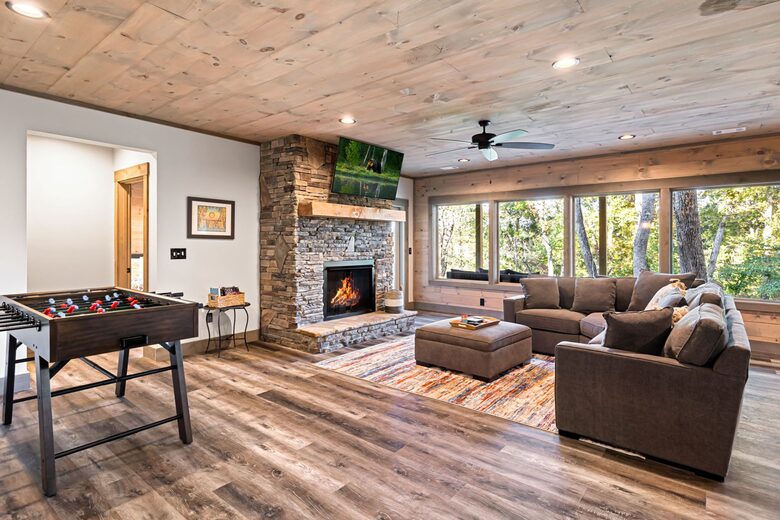 Modern River Retreat - Blue Ridge, Georgia