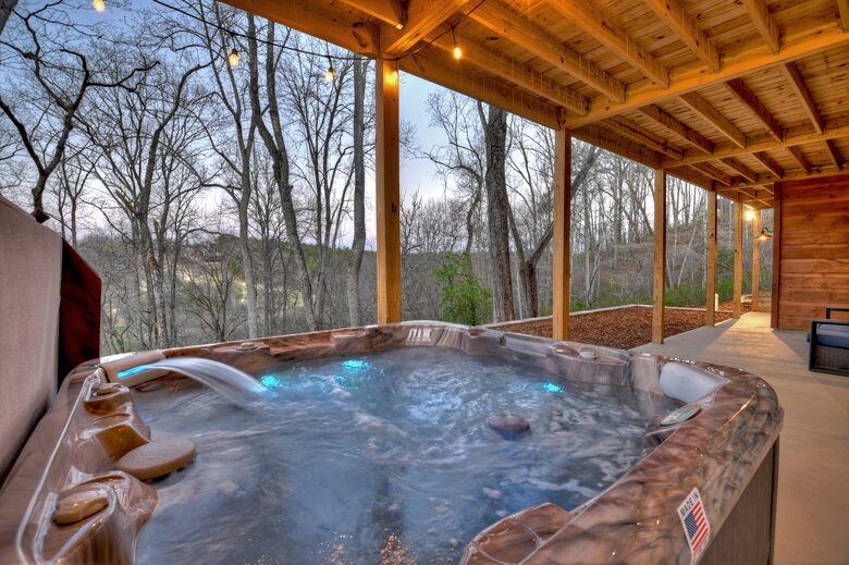 Modern River Retreat - Blue Ridge, Georgia