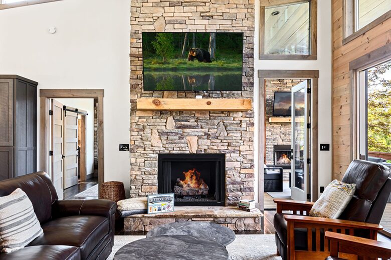 Modern River Retreat - Blue Ridge, Georgia