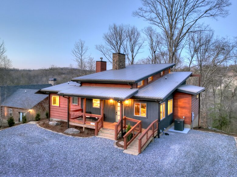 Modern River Retreat - Blue Ridge, Georgia
