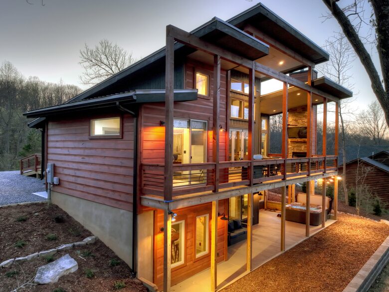 Modern River Retreat - Blue Ridge, Georgia