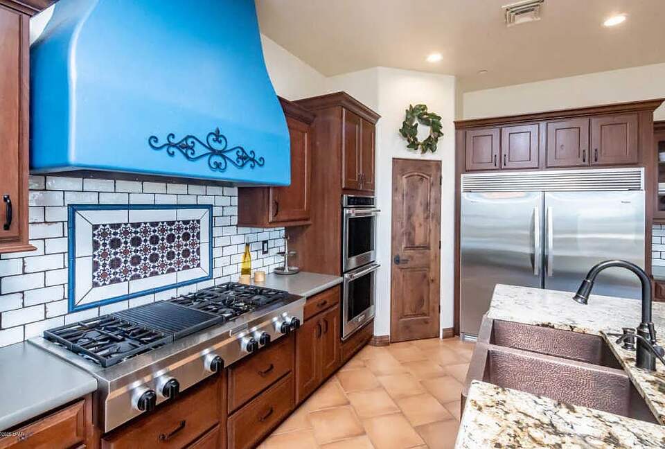Luxury Desert Oasis - Lake Havasu City, Arizona