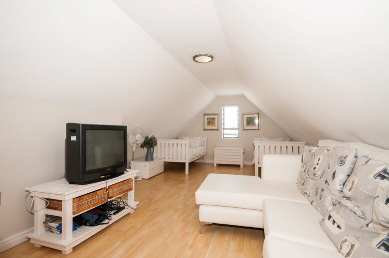 Loft bedroom 1