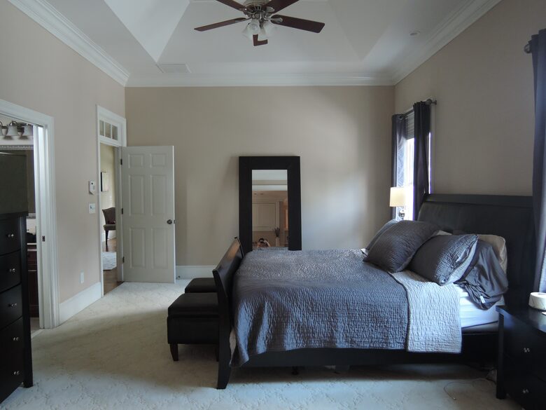 Antebellum Style Home in Charming Southern Town - Newnan, Georgia