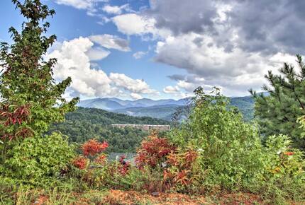 Smokies View - Gatlinburg, Tennessee