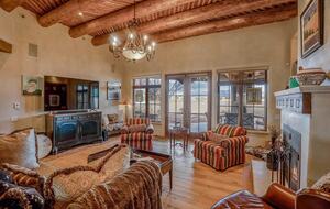 Santa Fe Mountain View Luxury - Santa Fe, New Mexico