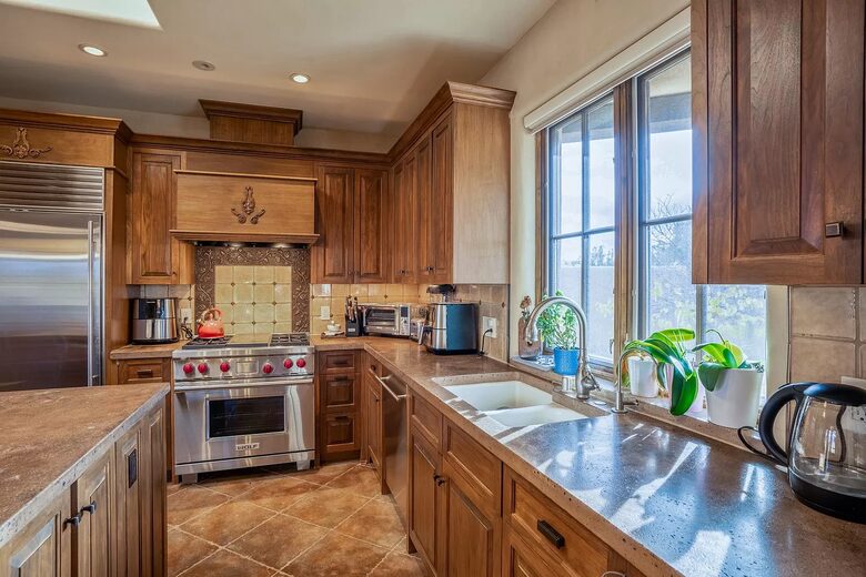 Santa Fe Mountain View Luxury - Santa Fe, New Mexico