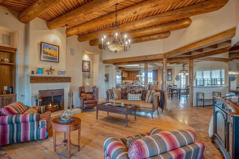 Santa Fe Mountain View Luxury - Santa Fe, New Mexico