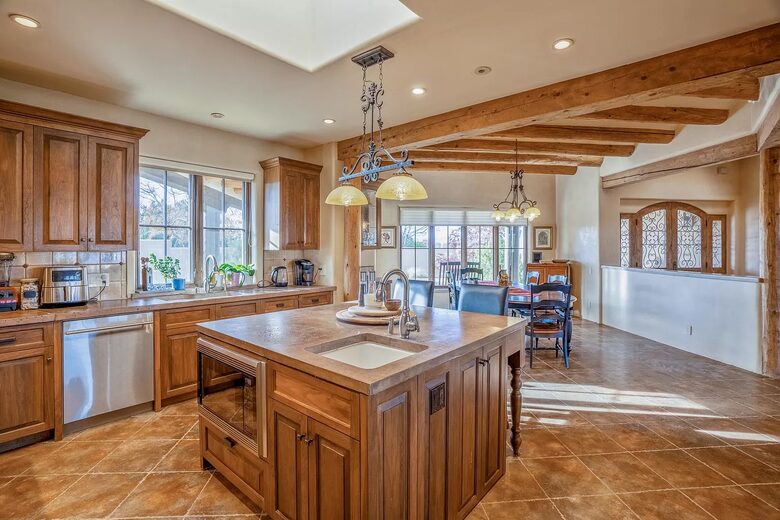 Santa Fe Mountain View Luxury - Santa Fe, New Mexico