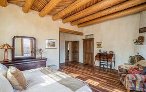 Santa Fe Mountain View Luxury - Santa Fe, New Mexico