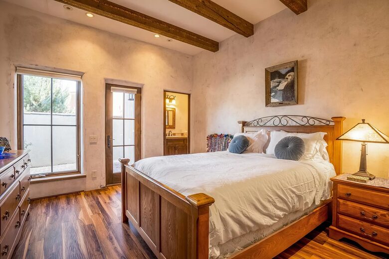 Santa Fe Mountain View Luxury - Santa Fe, New Mexico