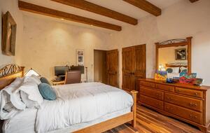 Santa Fe Mountain View Luxury - Santa Fe, New Mexico