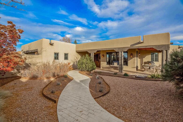 Santa Fe Mountain View Luxury - Santa Fe, New Mexico