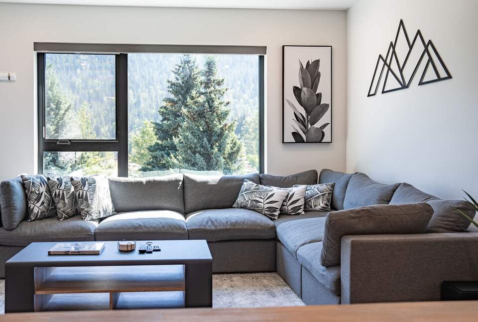 Stoked Penthouse - Revelstoke, Canada