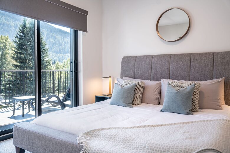 Stoked Penthouse - Revelstoke, Canada