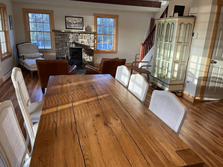 Stunning Lakeside Retreat in Green Mountains | With Hot Tub - Danby, Vermont