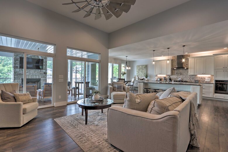 Luxe Osage Beach Lake House w/ Dock & Fire Pit - Osage Beach, Missouri