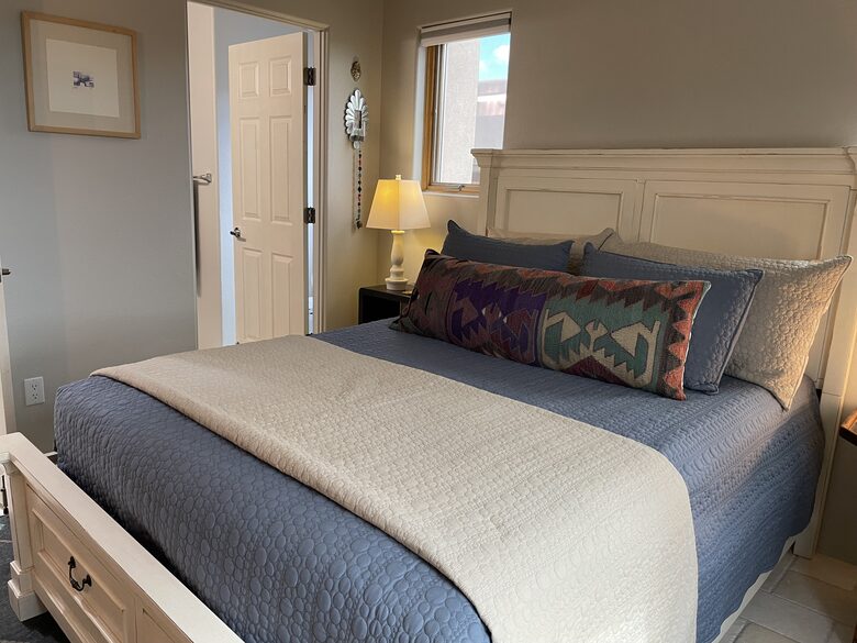 Completely Updated Villa | 1.2 miles from the Plaza! - Santa Fe, New Mexico