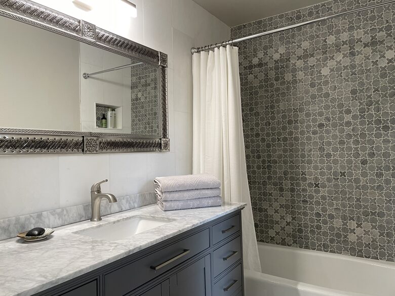 Completely Updated Villa | 1.2 miles from the Plaza! - Santa Fe, New Mexico