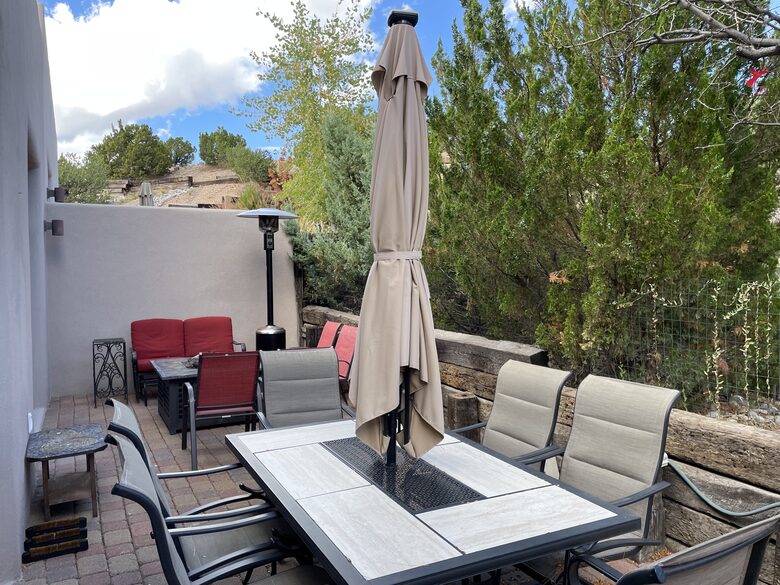 Completely Updated Villa | 1.2 miles from the Plaza! - Santa Fe, New Mexico
