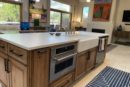 Completely Updated Villa | 1.2 miles from the Plaza! - Santa Fe, New Mexico