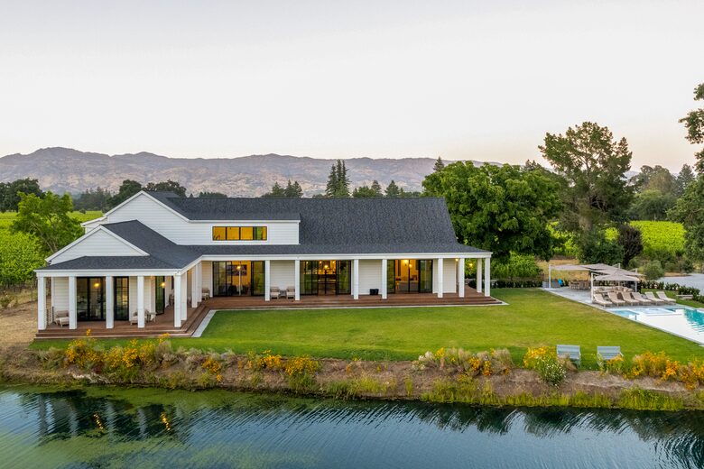 Luxury Napa Estate in the Heart of Wine Country - Napa, California