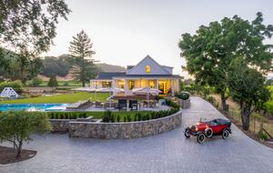 Luxury Napa Estate in the Heart of Wine Country