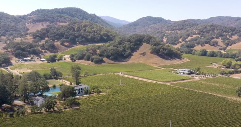 Luxury Napa Estate in the Heart of Wine Country - Napa, California