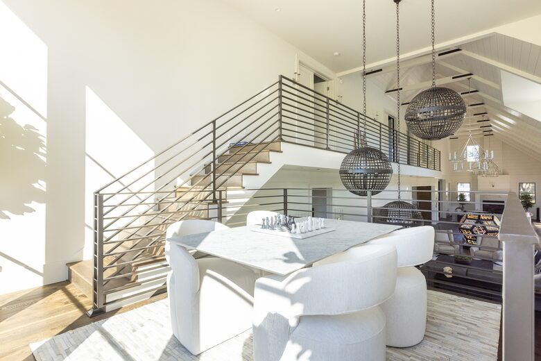 Luxury Napa Estate in the Heart of Wine Country - Napa, California