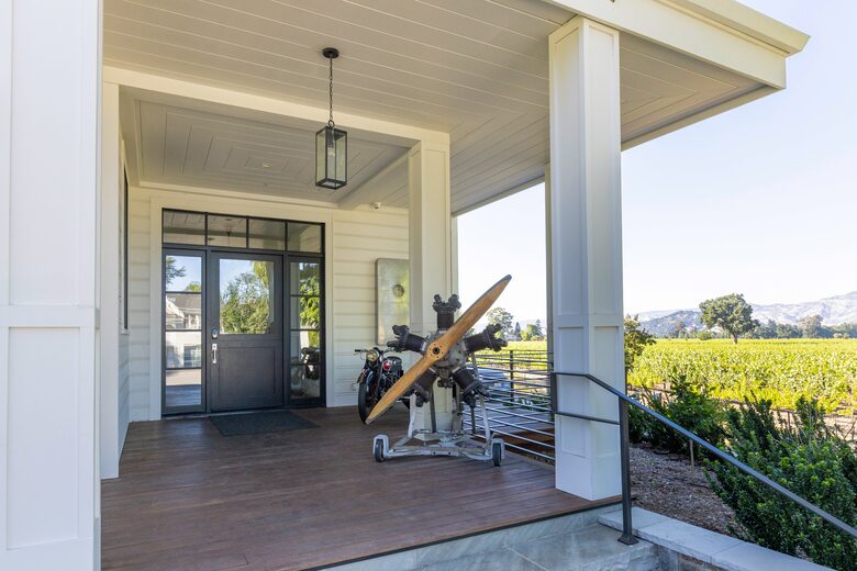 Luxury Napa Estate in the Heart of Wine Country - Napa, California