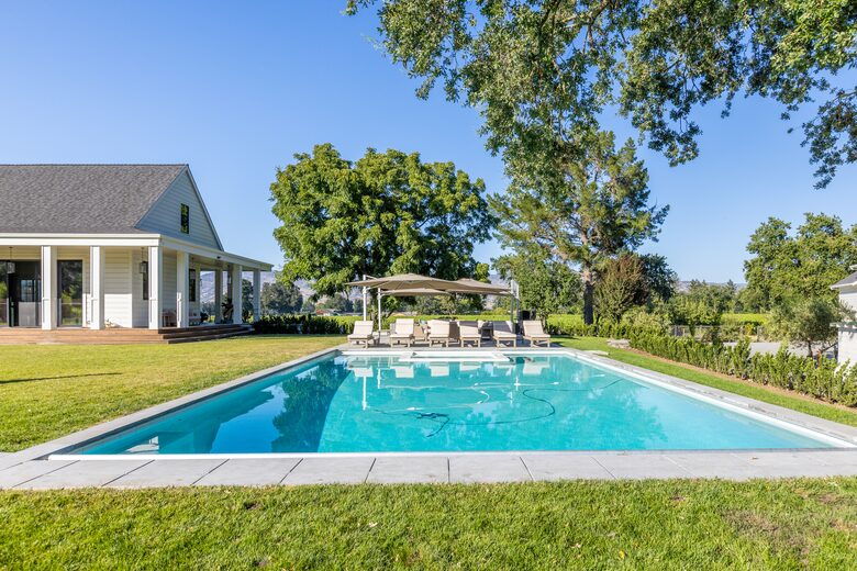 Luxury Napa Estate in the Heart of Wine Country - Napa, California