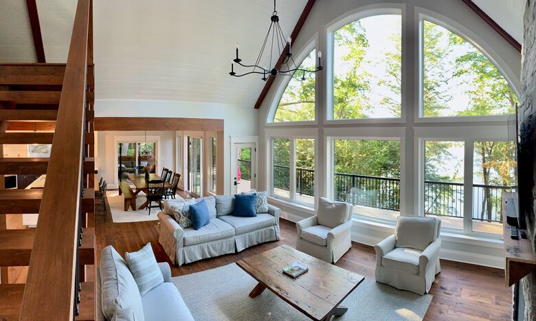 Luxury Drag Lake Cottage | With Hot Tub - Haliburton, Canada