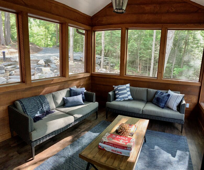 Luxury Drag Lake Cottage | With Hot Tub - Haliburton, Canada