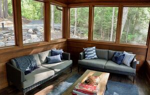 Luxury Drag Lake Cottage | With Hot Tub - Haliburton, Canada