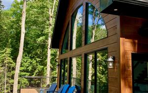 Luxury Drag Lake Cottage | With Hot Tub - Haliburton, Canada