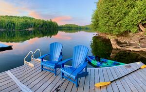 Luxury Drag Lake Cottage | With Hot Tub - Haliburton, Canada