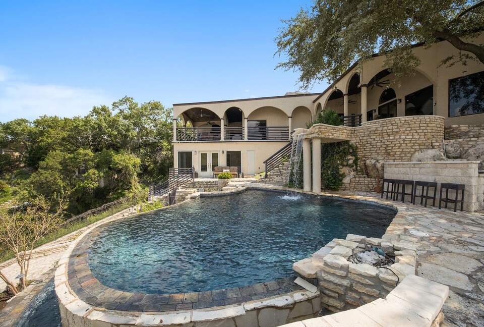 Lake Travis Vista - Lakeway, Texas