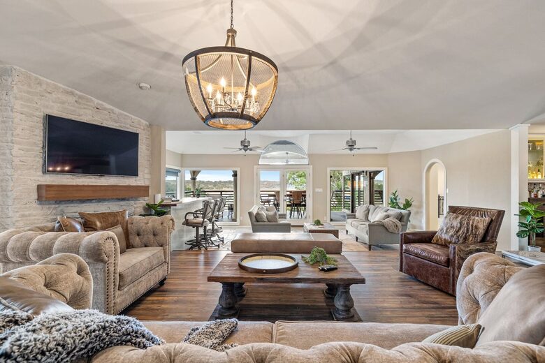 Lake Travis Vista - Lakeway, Texas