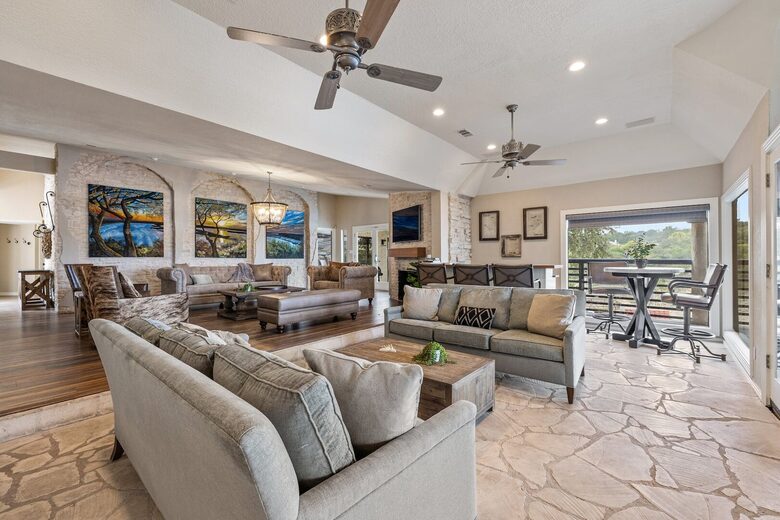 Lake Travis Vista - Lakeway, Texas