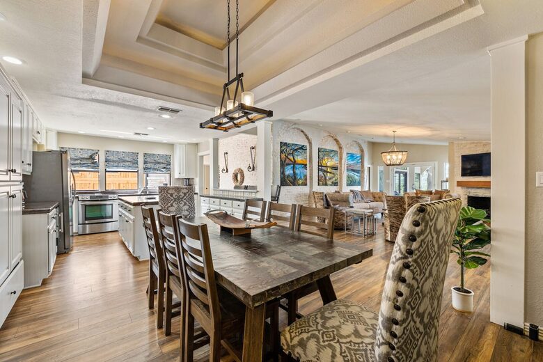 Lake Travis Vista - Lakeway, Texas