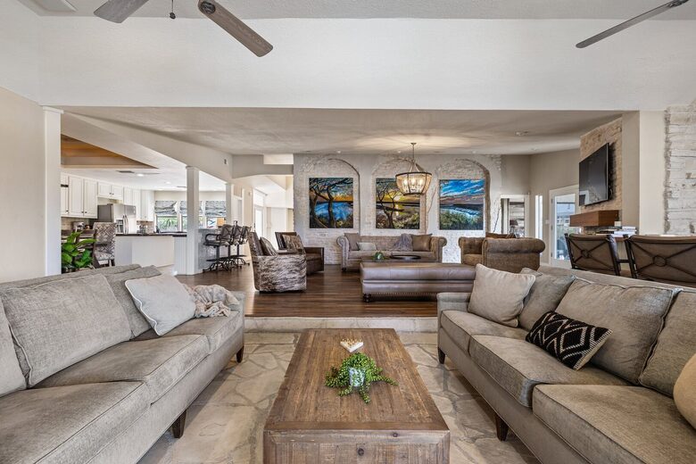 Lake Travis Vista - Lakeway, Texas