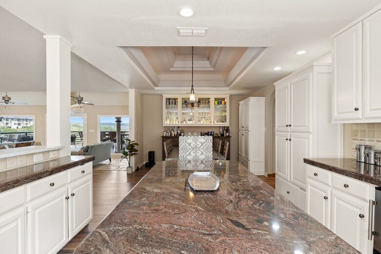 Lake Travis Vista - Lakeway, Texas